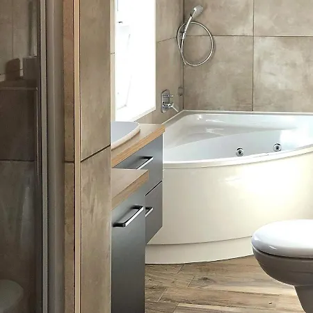 6 Person In * Grömitz